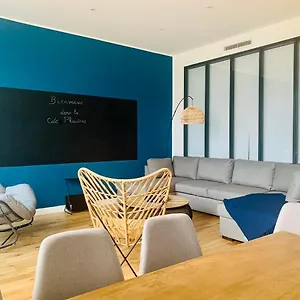 https://le-phoceen-t4-balcon-vue-vieux-port.fr-provencehotel.com