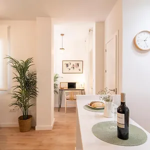https://lucia-de-triana.es-andalucia.com